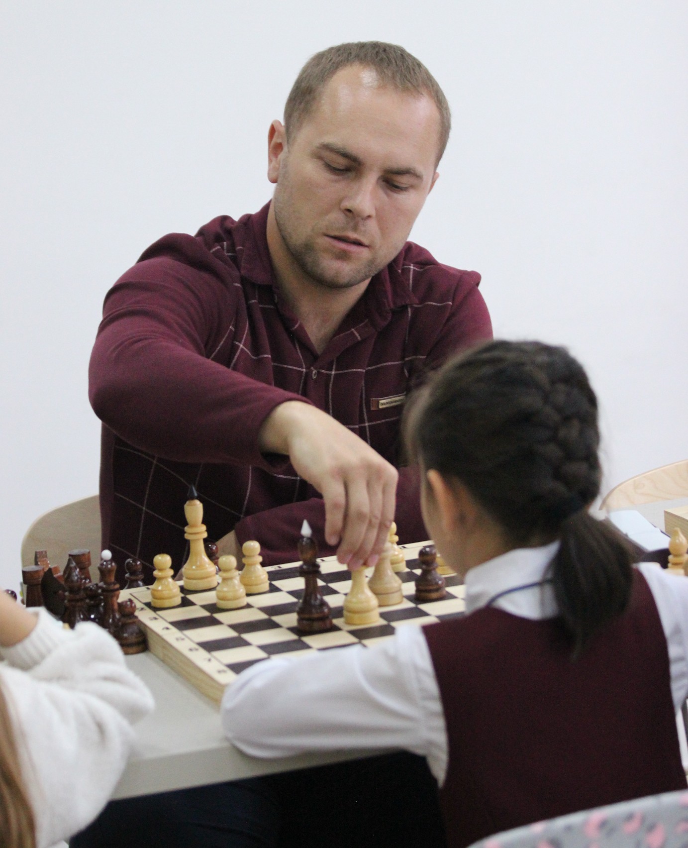 Гала-матч между юношеской сборной области и командой педагогов