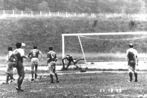 Финал кубка области 1990г. \"Портовик\" (Холмск) - \"Рыбак\" (Стародубское). Результат: 0:0 (пенальти 3:1)