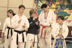 Сахалинская команда н открытом Чемпионате и первенстве Дальнего Востока по каратэ-до Сётокан (версия SKIF) 
г.Уссурийск 
апрель 2005г.