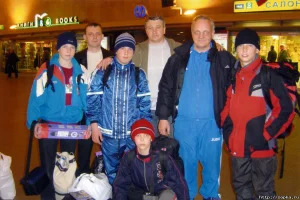Проводы сахалинских дзюдоистов на Московском вокзале. Второй справа – вице-президент Федерации дзюдо Санкт-Петербурга В.Ф. Яковлев.