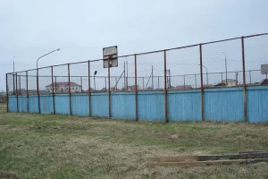 Спортивный корт села Красногорск. 