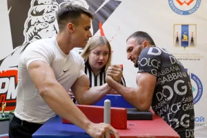 Чемпионат и первенство области по армрестлингу
