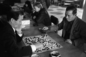 Первый турнир по игре го на Сахалине состоялся в декабре 1987 года. Он назывался «Кубок газеты «По ленинскому пути»