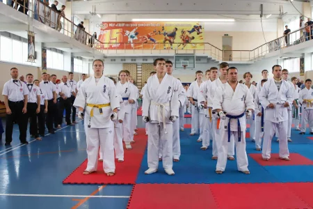 В островной столице провели чемпионат и первенство области по киокушинкай