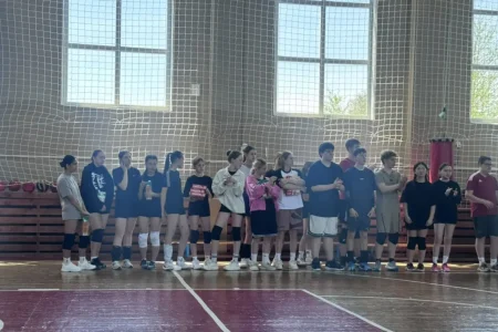 В Долинске состоялся районный турнир по волейболу