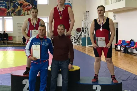 Максим Медведцев из Южно-Сахалинска завоевал серебряную медаль первенства России по спорту глухих