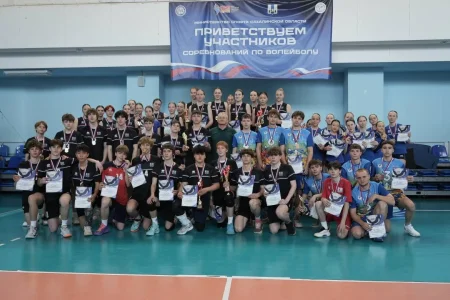 «Олимпийские надежды» завершились победами «Факела-2» и «Вертикали»