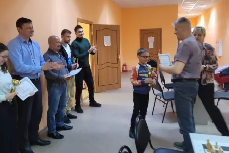 «Кораблик» приплыл в бронзовую гавань