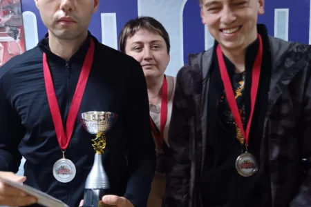 Медики соревновались в беге и стрельбе