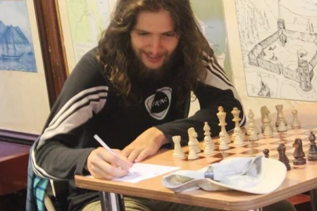 Константин Тарлев возглавил турнирную таблицу