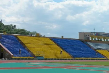 На «Динамо» бегут все