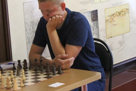Андрей Петренко сохранил титул чемпиона Холмска