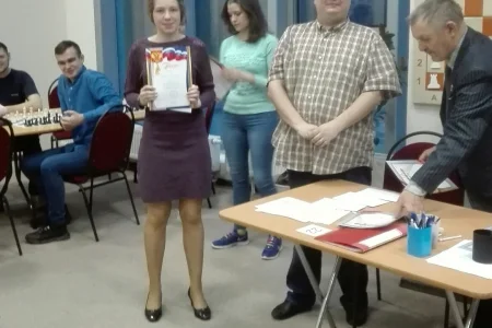 Дарья Хохлова завоевала титул чемпионки ДФО по быстрым шахматам