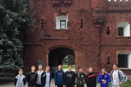 Волейболисты «Элвари-Сахалин» побывали в Брестской крепости
