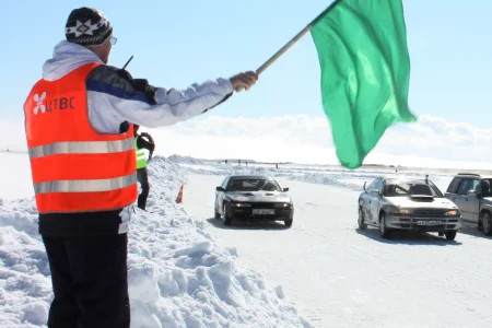 В субботу пройдут автогонки на льду озера Утиное