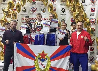 Сахалинские спортсмены завоевали золотую и две бронзовых медали на чемпионате и первенстве ДФО по кикбоксингу в Хабаровске
