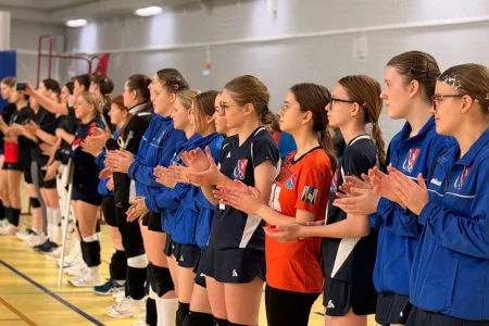 Хозяйки площадки победили на турнире в Ногликах