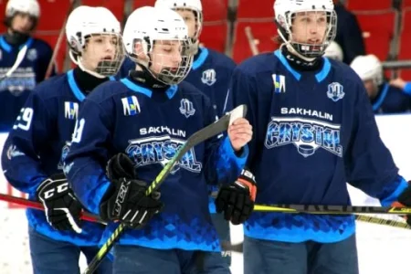 «Кристалл» сыграет за золото