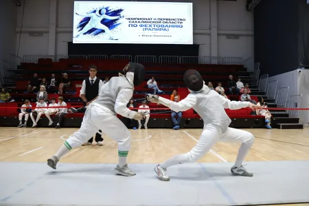Рапиристы разыграли медали чемпионата и первенства области