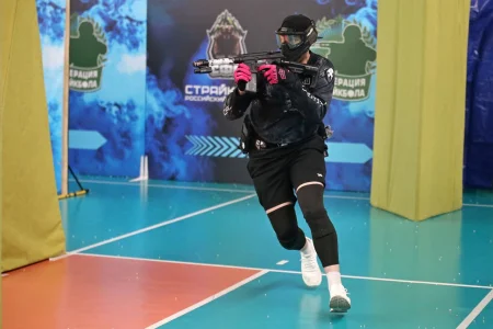 Страйкбол на волейбольной площадке