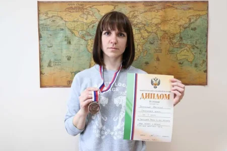 Анастасия Плотникова заняла шестое место на этапе Кубка мира по мас-рестлингу