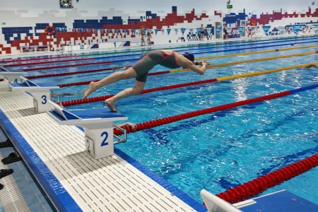 Стартовал новый сезон плавательного марафона