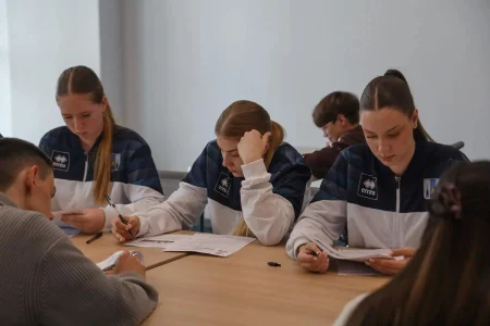 Сахалинские спортсмены поддержали международную акцию «Диктант Победы»