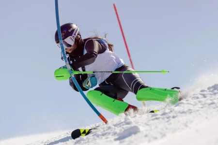 На Сахалине разыграли первый комплект наград чемпионата России по парагорнолыжному спорту