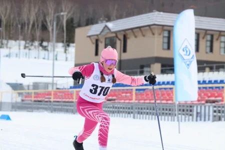 В Южно-Сахалинске начались лыжные гонки «Юный Динамовец» памяти Анны Ермаковой