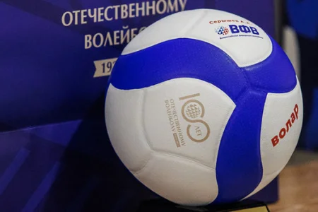 Волейбольный «Сахалин» выиграл третий матч подряд