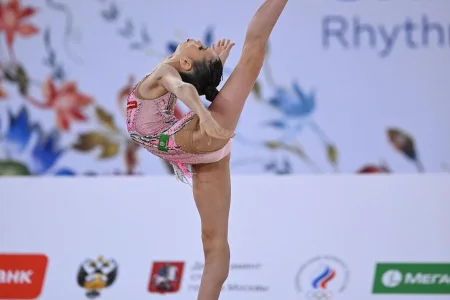 Кира Яблочникова стала победительницей «Кубка чемпионок Алины Кабаевой»