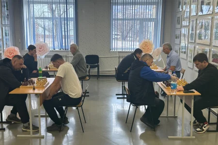 Медики играют в шахматы лучше пожарных