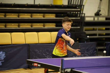 Более 100 теннисистов выступают на межрегиональных соревнованиях в Южно-Сахалинске