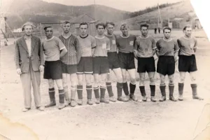 Юношеская команда "Искра" (Александровск), середина 1950-х годов