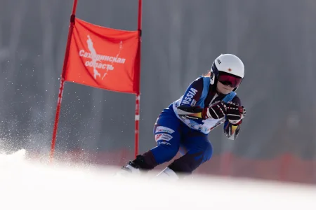 Чемпионат России по горнолыжному спорту лиц с ПОДА завершился в Южно-Сахалинске