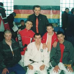 Первенство ДВФО по дзюдо
г.Комсомольск-на-Амуре
19-22 февраля 2004