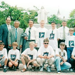 Посещение женского монастыря в г.Хакодате (Япония)
август 2004г.