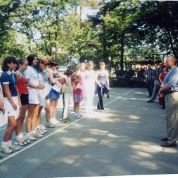 Участники турнира, посвященного Дню молодежи. 1-6.07.2003.