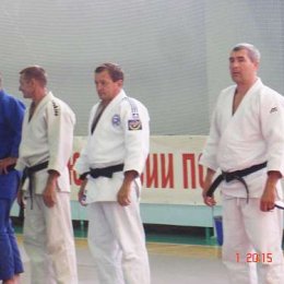 Крайний справа - старший тренер молодежной сборной России по дзюдо Константин Философенко. 
г. Железногорск , Красноярский край