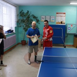 В Тымовске появился новый стол для настольного тенниса! 