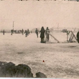 Тренировка хоккеистов (Александровск, середина 1930-х годов)