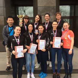 Женская команда СахГУ заняла третье место на представительном турнире по волейболу во Владивостоке 