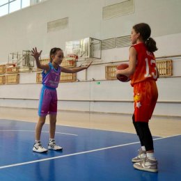 Юные сахалинские баскетболистки заняли второе место на представительном турнире в Хабаровске