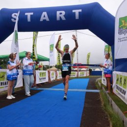 Роман Трубецкой стал победителем спринт-триатлона во Владивостоке