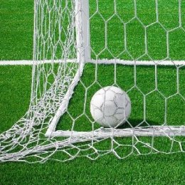 Девять команд участвуют в «Кубке мэра» по мини-футболу в Невельске