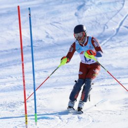 На Сахалине определили сильнейших парагорнолыжников Кубка России