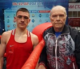 Сахалинские боксеры завоевали две медали первенства ДФО