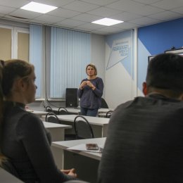 Сахалинским учителям презентуют гандбол