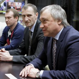 Президент ФГССР Леонид Мельников высоко оценил работу областного Правительства по развитию горнолыжного спорта на Сахалине
