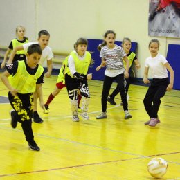 В Углегорске сыграны семейные турниры по мини-футболу